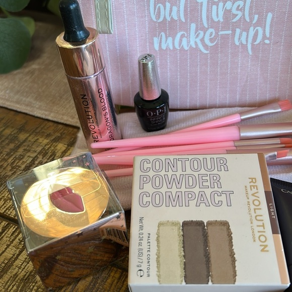 Make up Bag Bundle - Picture 2 of 4